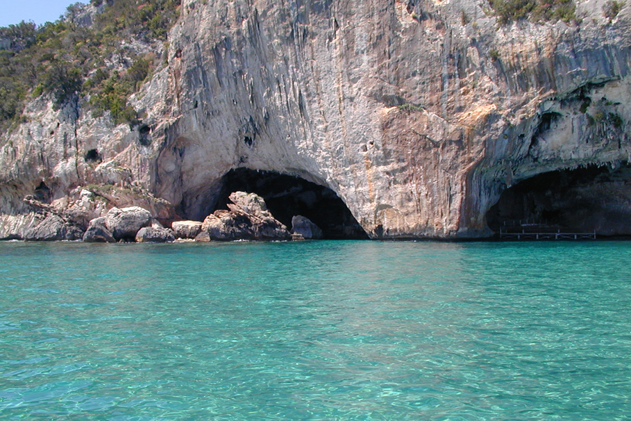 Grotte di Cala Gonone imperdibili